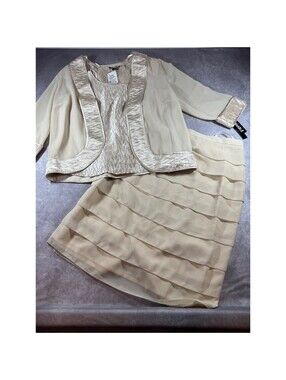 Dana Kay Womens 3 Piece Skirt Suit Set 16W Tan Beige Metallic Crinkle Tiered NEW